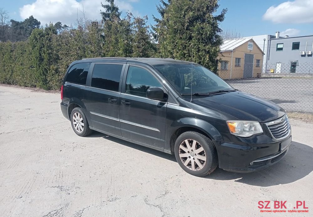 2014' Chrysler Town & Country 3.6 Limited photo #5