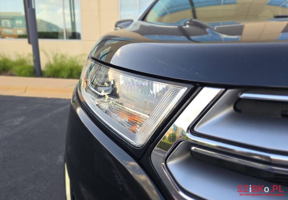 2017' Ford Edge photo #4