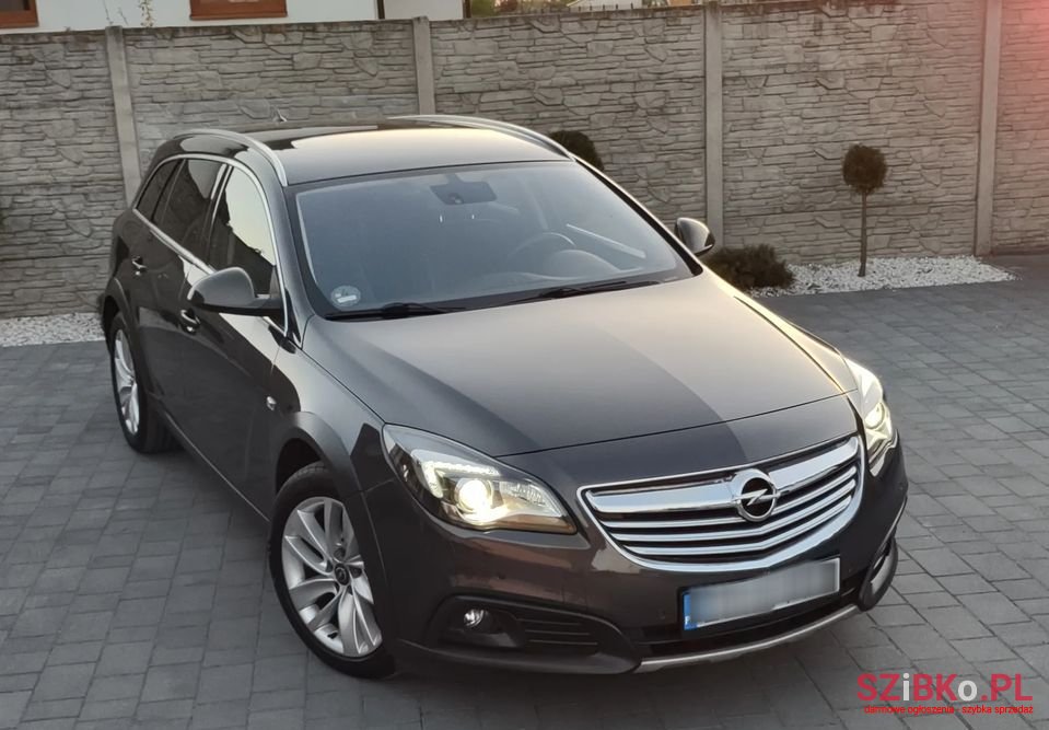 2014' Opel Insignia photo #2