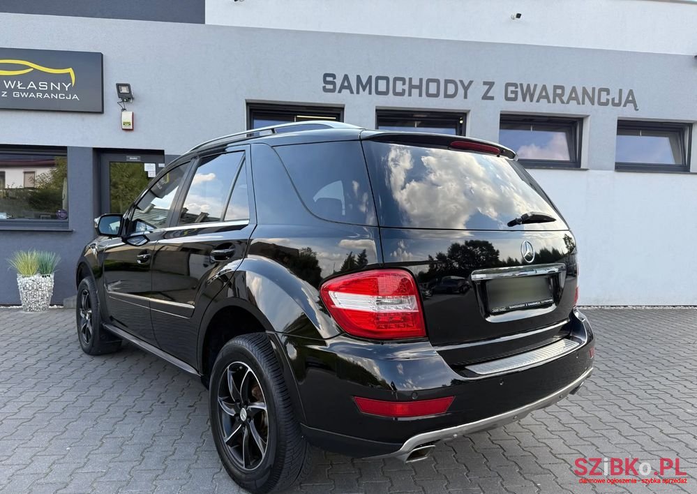 2009' Mercedes-Benz Ml photo #4