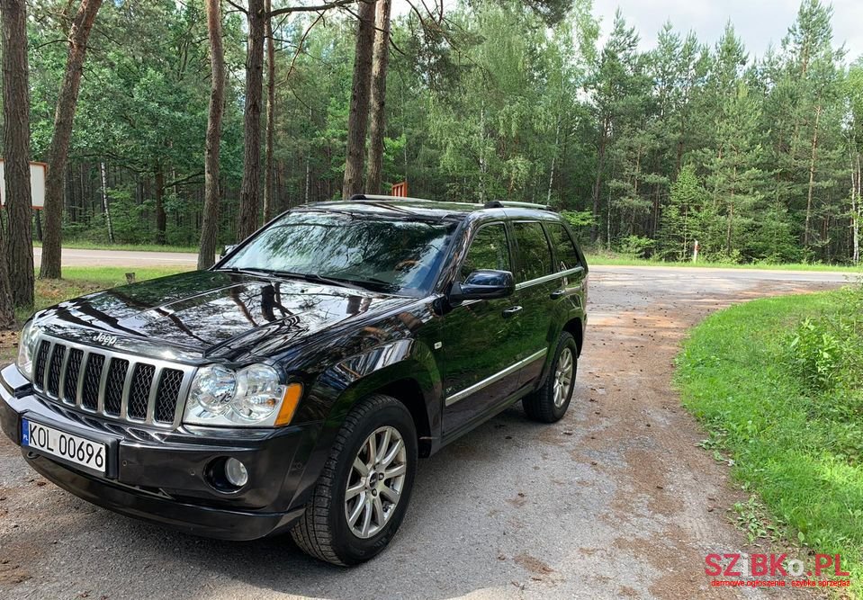 2007' Jeep Grand Cherokee photo #6