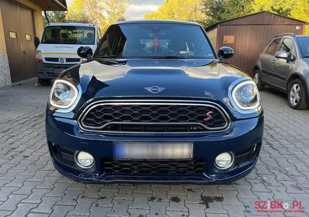 2018' MINI Countryman photo #1