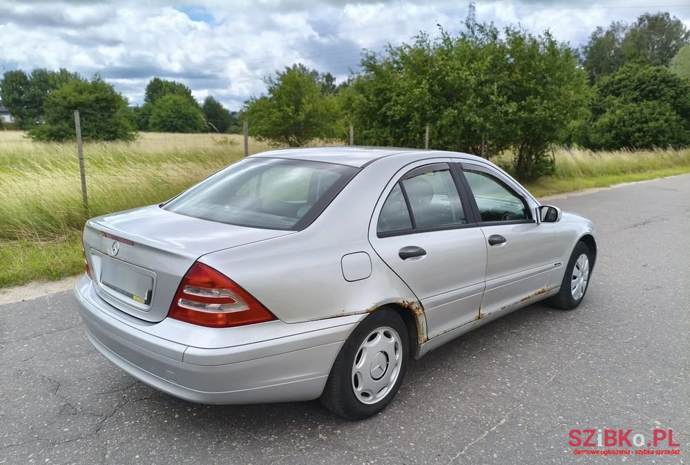 2002' Mercedes-Benz C-Class photo #5