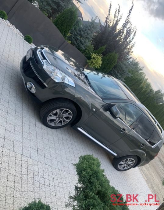 2008' Citroen C-Crosser photo #1