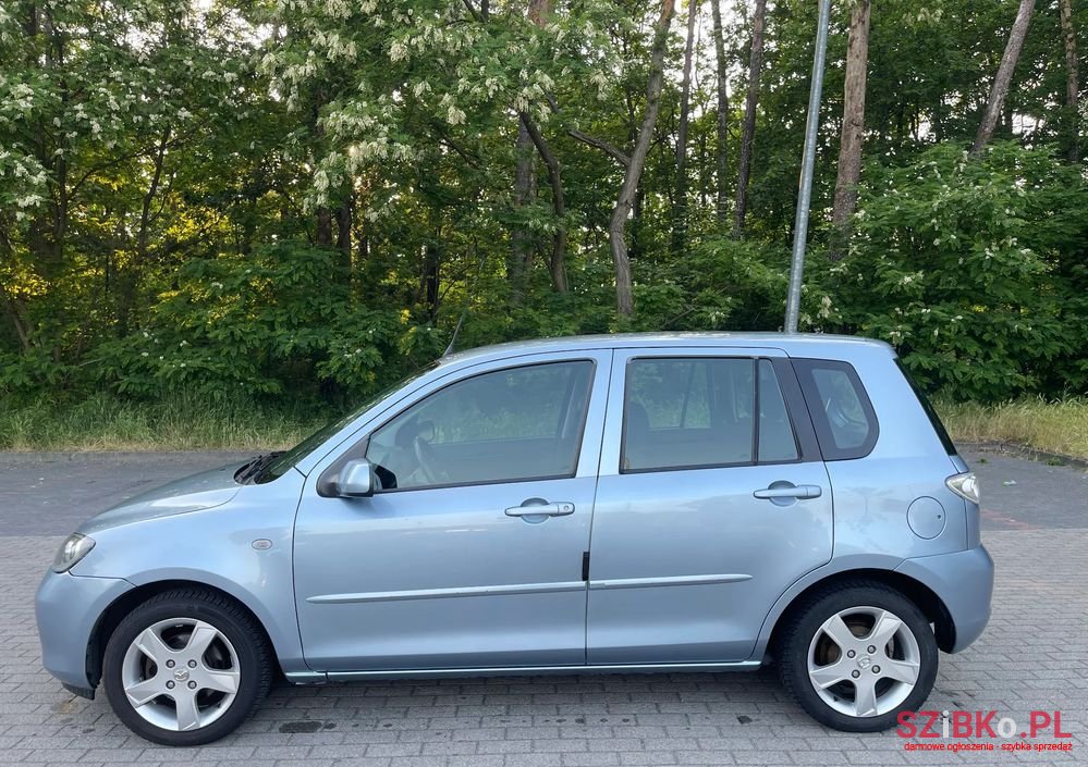 2005' Mazda 2 1.4 Active photo #5