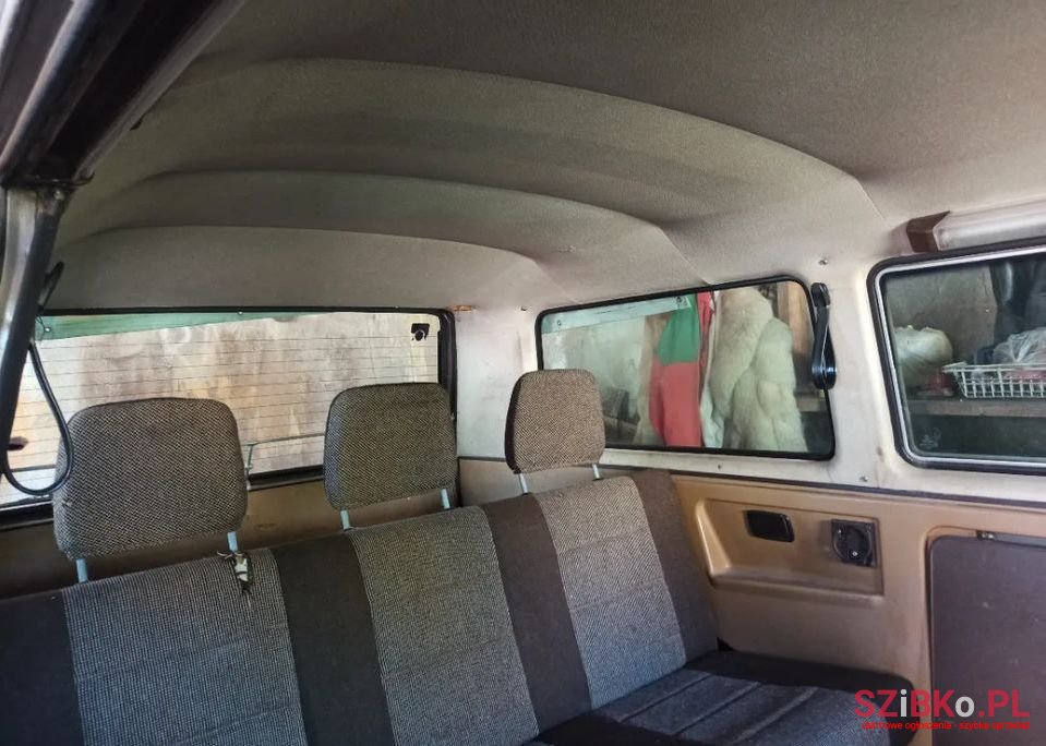 1987' Volkswagen Transporter photo #3