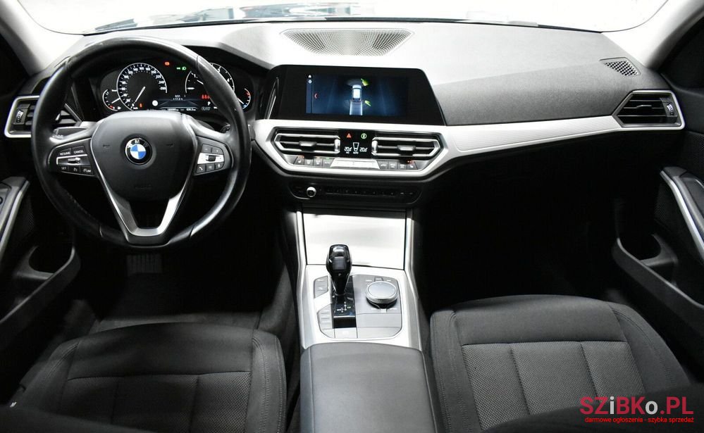 2020' BMW 3 Series photo #5
