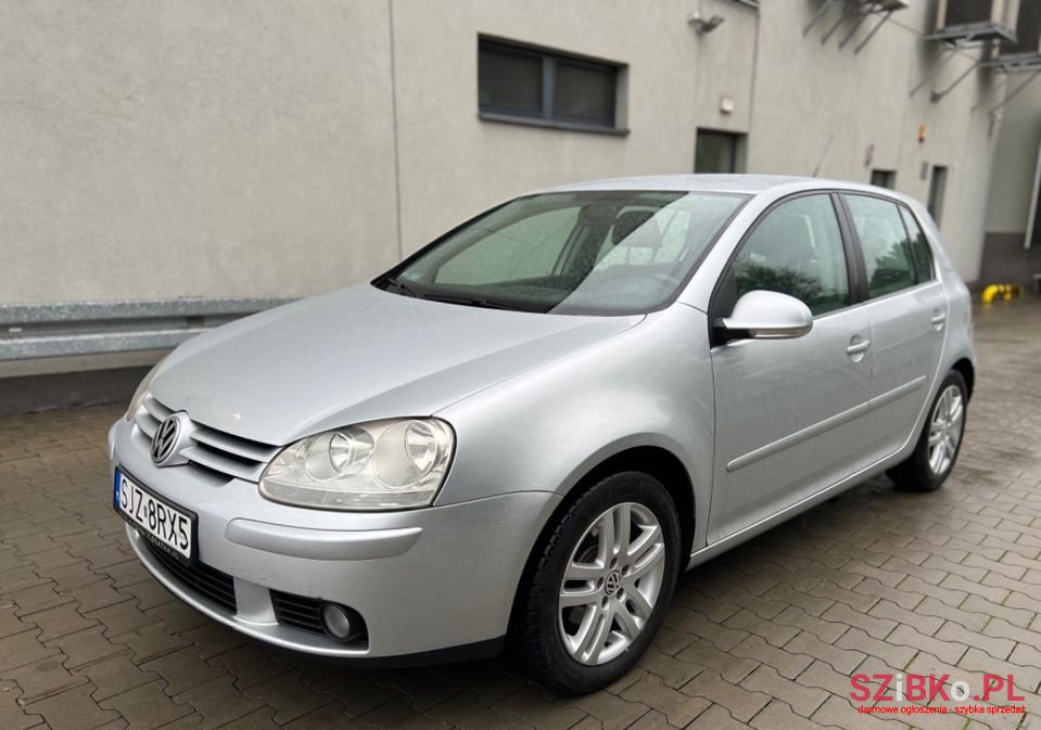 2007' Volkswagen Golf Comfortline photo #3