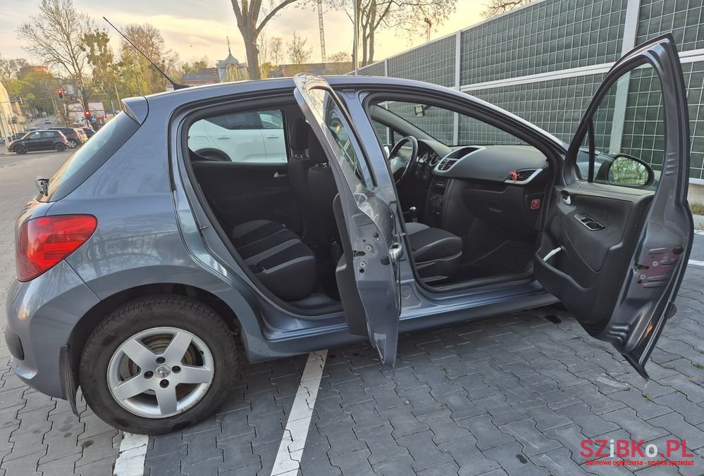 2008' Peugeot 207 1.4 Trendy photo #5