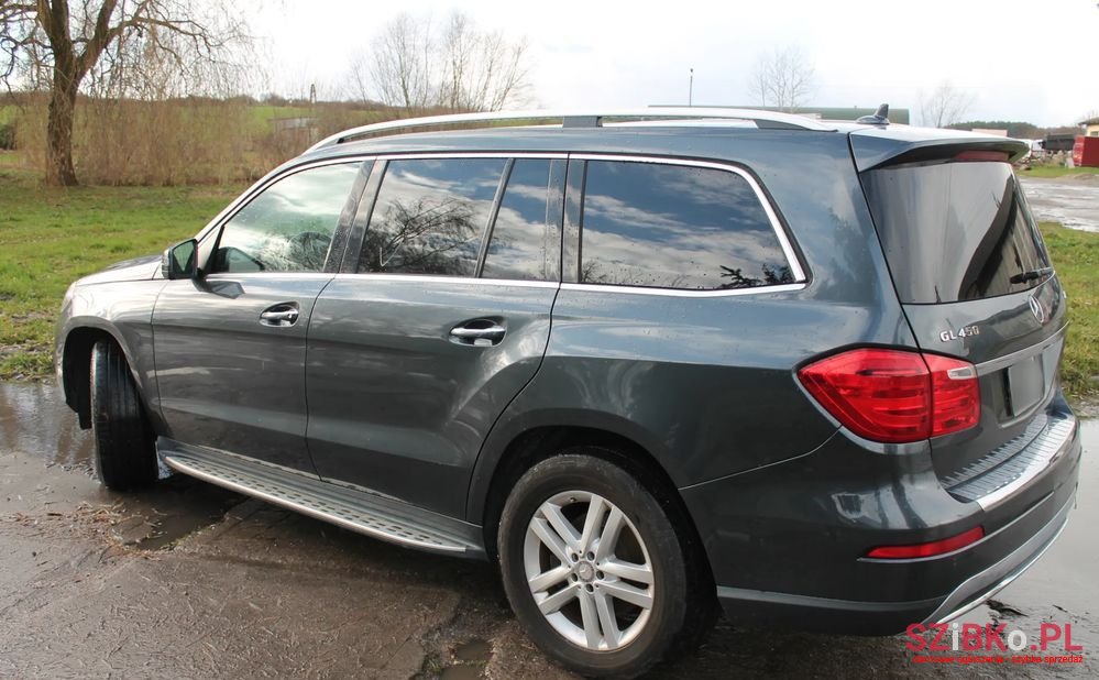 2013' Mercedes-Benz GL 450 4Matic 7G-Tronic photo #5