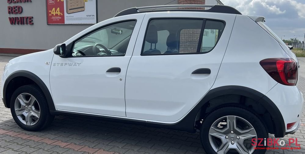 2018' Dacia Sandero Stepway photo #3
