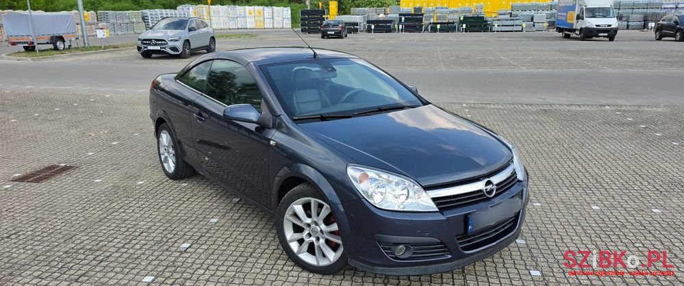 2007' Opel Astra 1.8 Selection photo #2