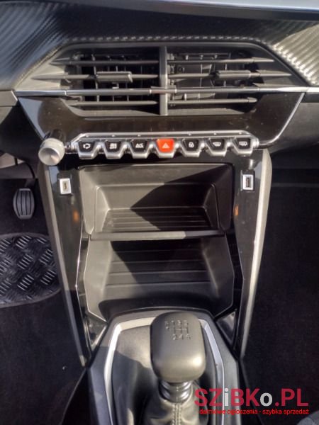 2020' Peugeot 208 photo #4