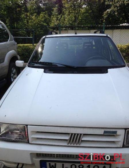 2002' Fiat Uno photo #2
