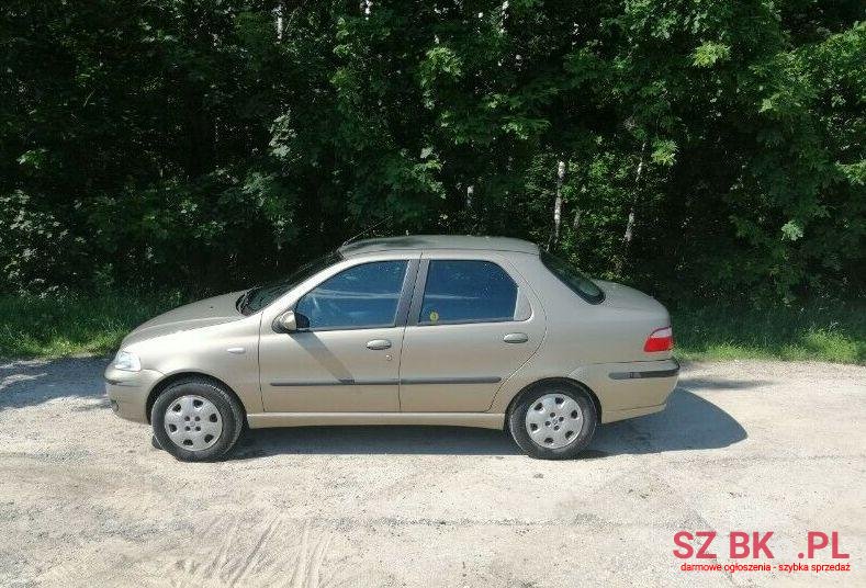 2003' Fiat Albea photo #1