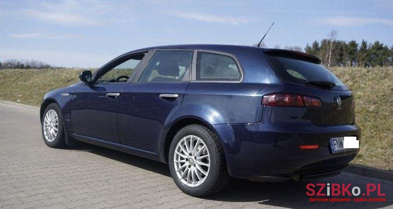 2007' Alfa Romeo 159 photo #1