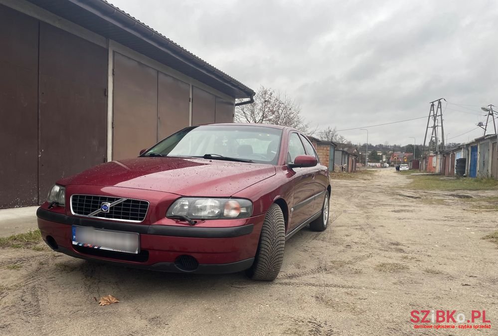 2004' Volvo S60 2.5T Edition photo #2
