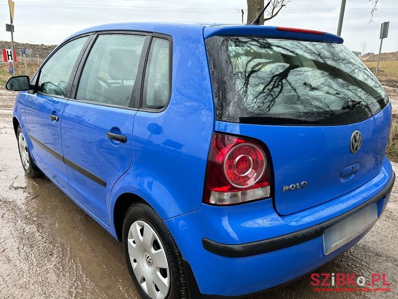 2007' Volkswagen Polo 1.2 Trendline photo #2