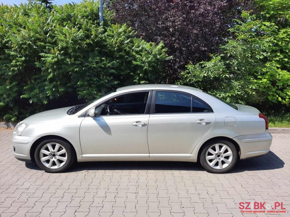 2007' Toyota Avensis photo #6
