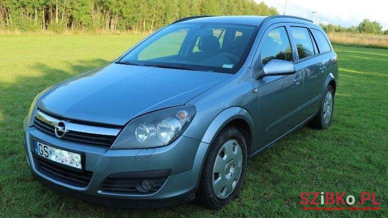 2006' Opel Astra photo #2