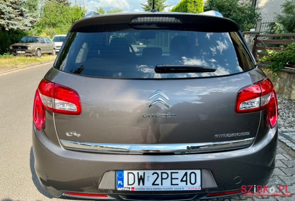 2013' Citroen C4 Aircross photo #6