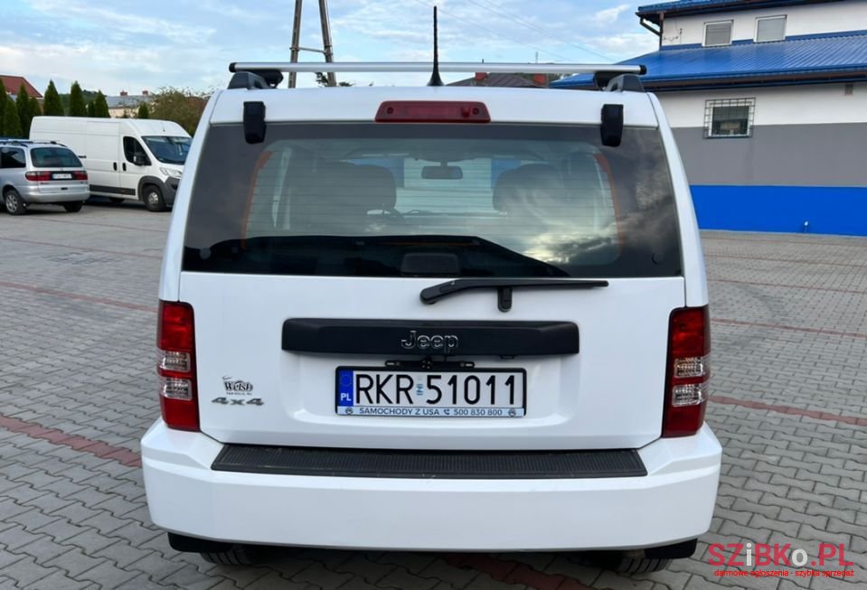 2012' Jeep Liberty photo #6