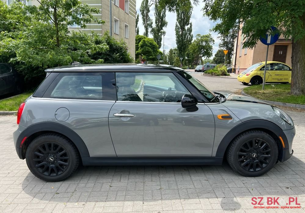 2015' MINI Cooper Standard photo #4