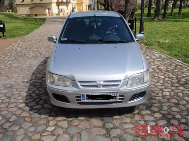 2001' Mitsubishi Space Star photo #1