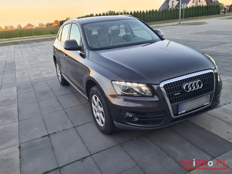 2010' Audi Q5 photo #2