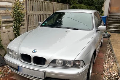 2002' BMW 5 Series