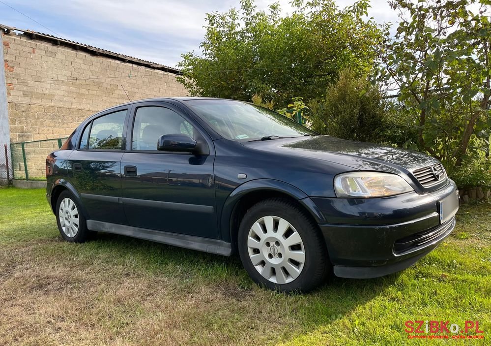 2002' Opel Astra Ii 1.6 Gl / Start photo #3