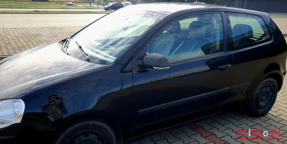 2008' Volkswagen Polo photo #2