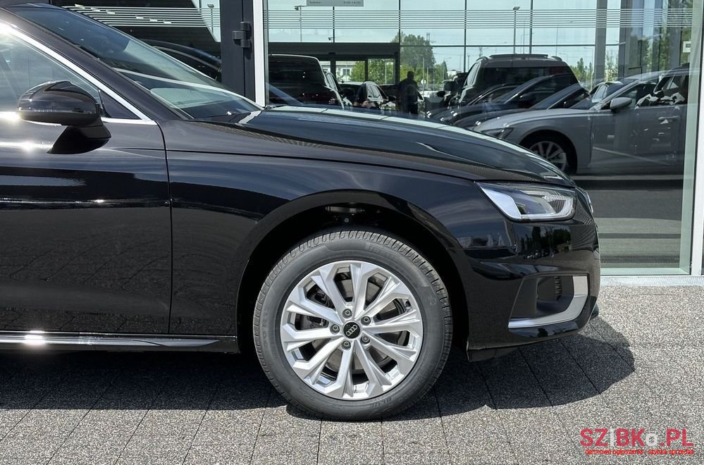 2024' Audi A4 S Tronic photo #5