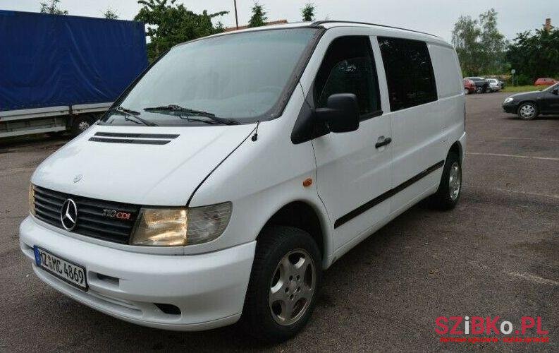 2002' Mercedes-Benz VITO photo #2