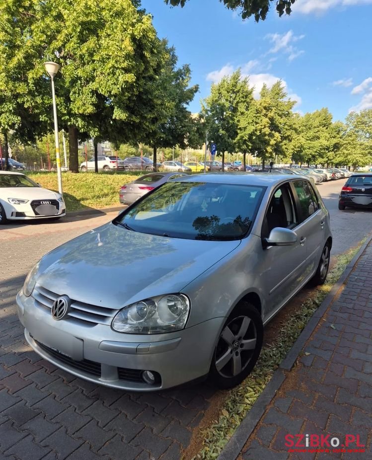 2008' Volkswagen Golf 1.6 United photo #1