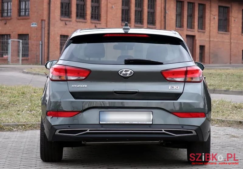 2023' Hyundai i30 Smart photo #6