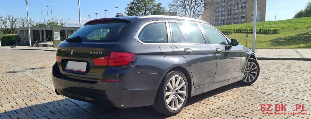 2012' BMW Seria 5 photo #3