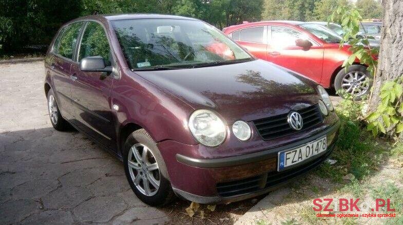 2003' Volkswagen Polo photo #1