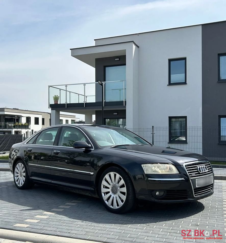 2005' Audi A8 photo #1