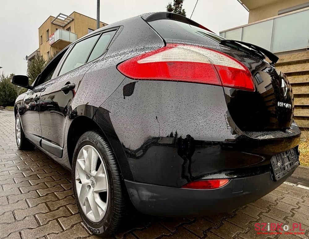 2012' Renault Megane 1.6 16V Generation photo #3