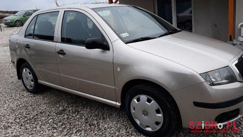 2005' Skoda Fabia photo #2
