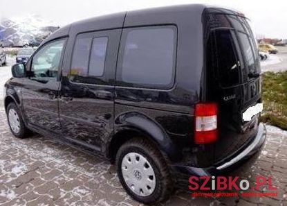 2005' Volkswagen Caddy photo #2