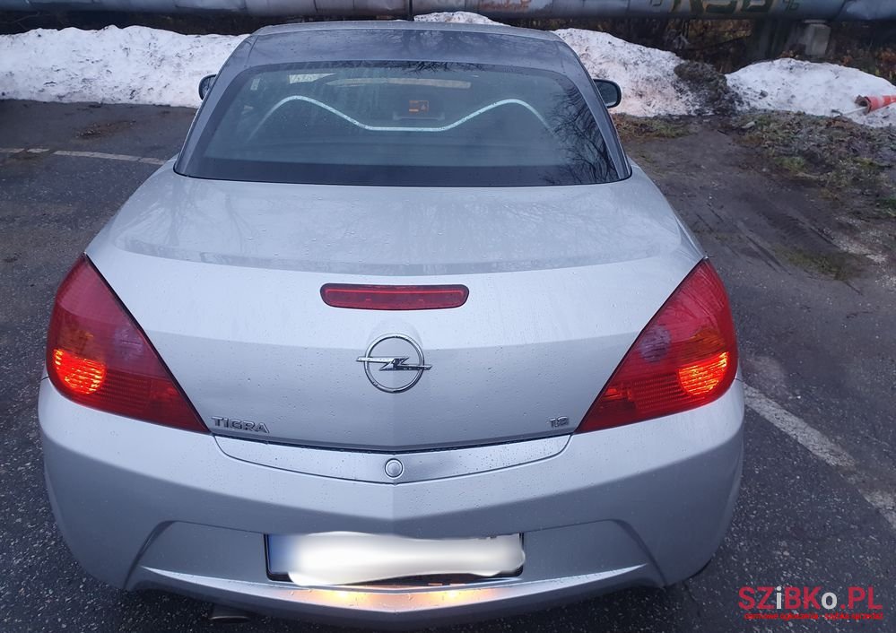2005' Opel Tigra 1.8 Sport photo #3