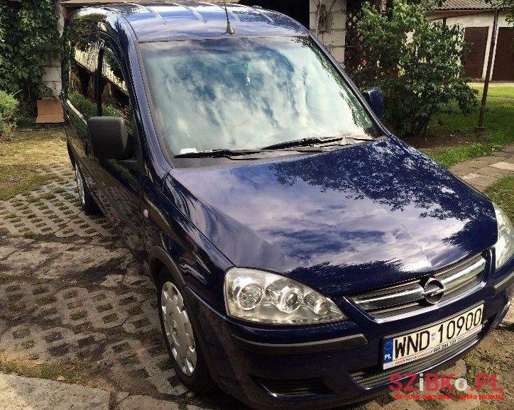 2007' Opel Combo photo #1