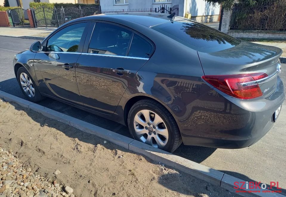2013' Opel Insignia photo #2