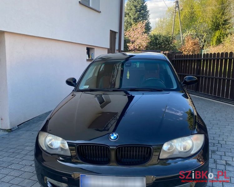 2007' BMW 1 Series 116I photo #4