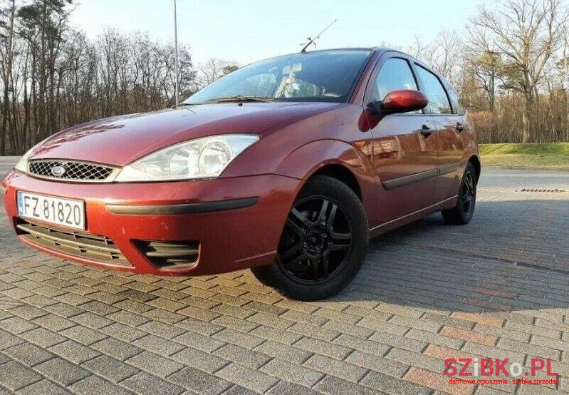 2002' Ford Focus photo #1