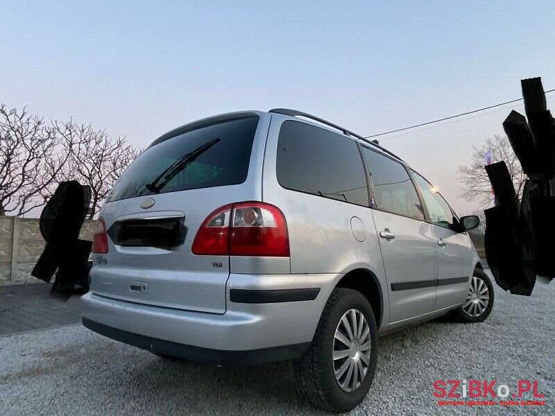 2005' Ford Galaxy photo #2