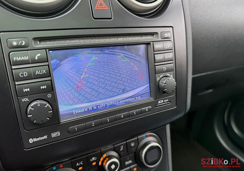 2011' Nissan Qashqai 2.0 Tekna photo #4