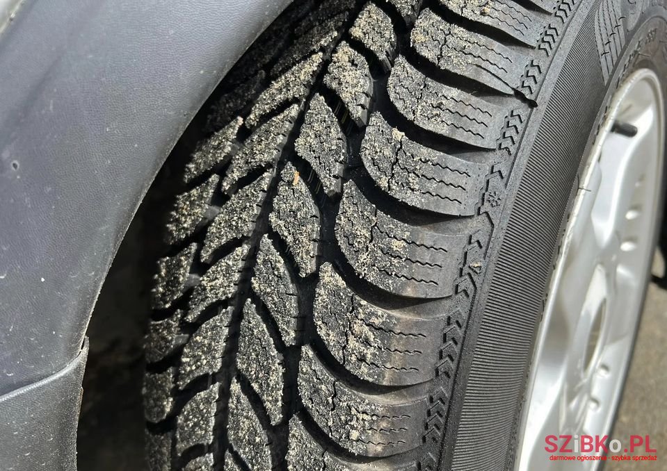 2005' Opel Corsa photo #4